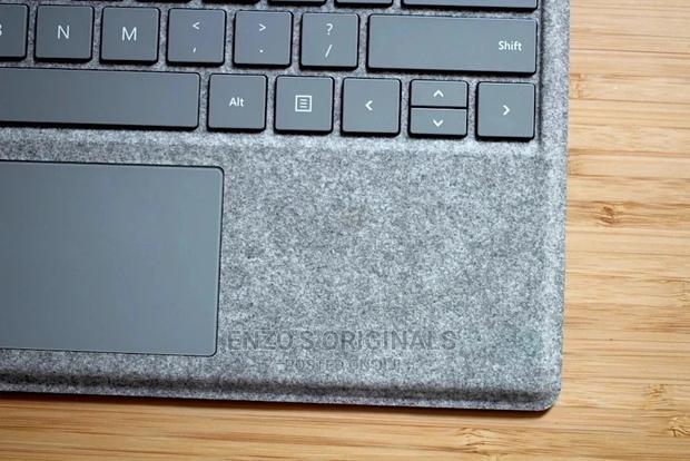 Microsoft Surface Pro 7 Alcantara Keyboard Platinum Original · Photo 2
