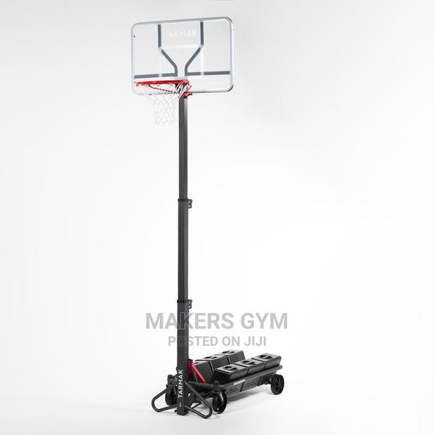 Basketball Hoop With 4 Wheels (Mobile) · Photo 1