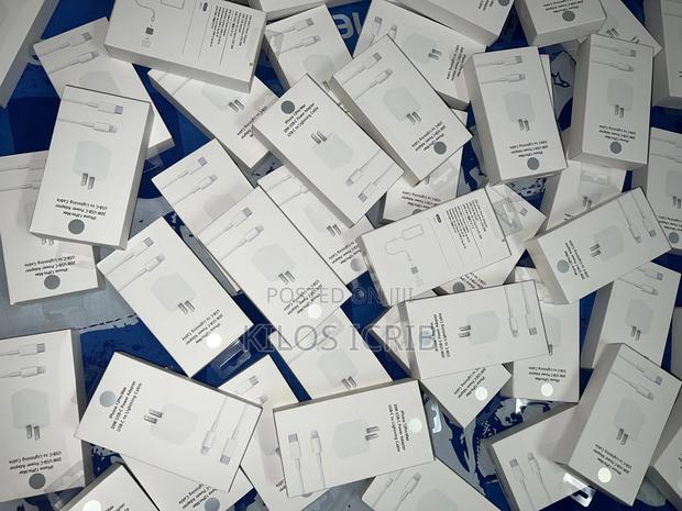Type C Charger · Photo 2