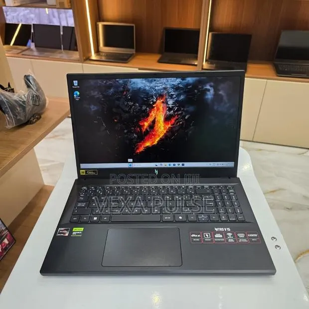 Laptop Acer Nitro V 15 8GB AMD Ryzen 5 SSD 512GB · Photo 1