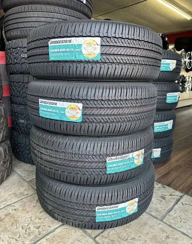 235/55r19 Bridgestone Dueler H/L 400 SUV Tyre · Photo 1
