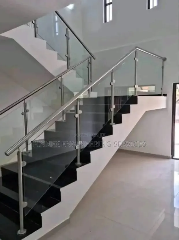 Glass Balustrades/ Stainless Steel Balustrades · Photo 1