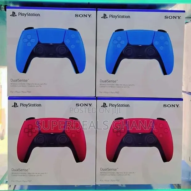 Playstation 5 Controllers · Photo 1