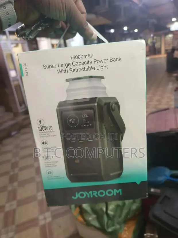 75000mah Super Large Capacity Power Bank With Retractable Light 100wt · Photo 1