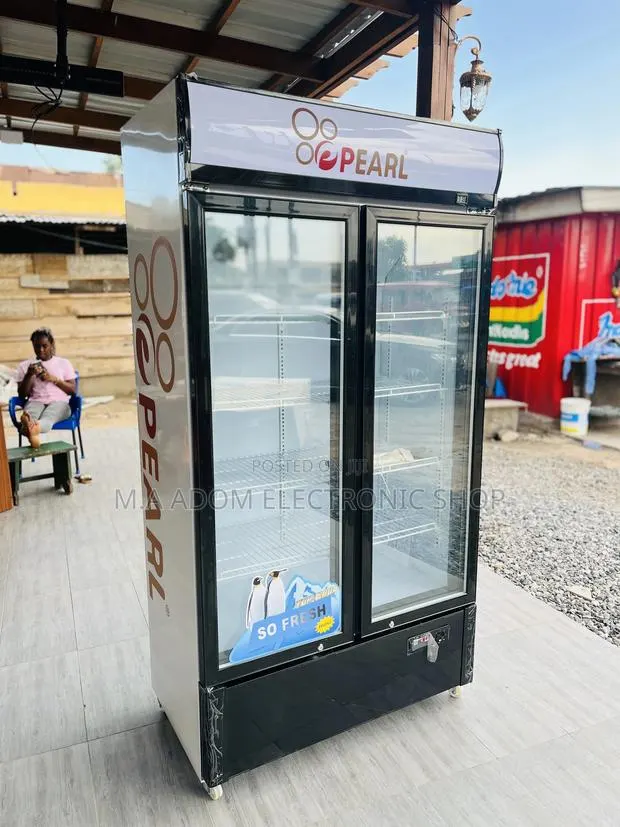 Pearl Plain Glass Showcase 568 Litres for All Purpose · Photo 1