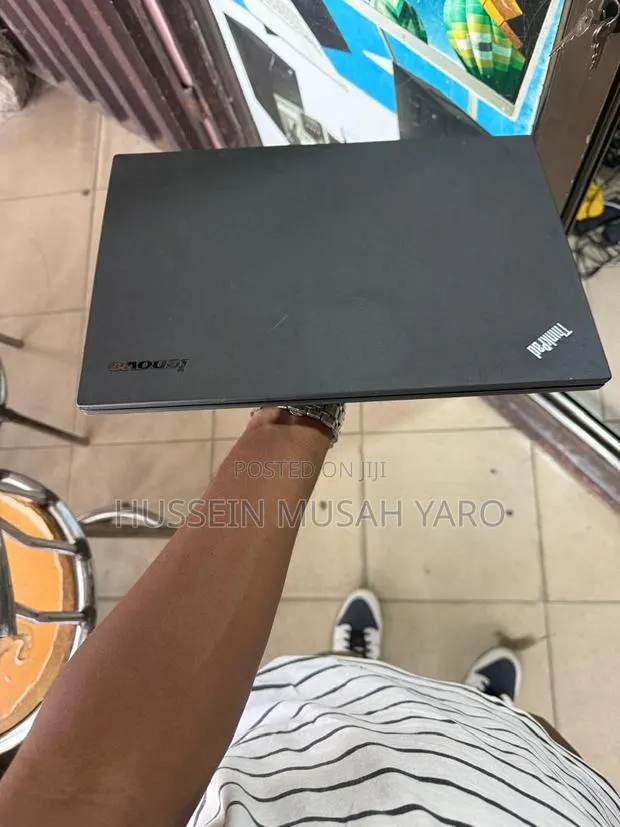 Laptop Lenovo ThinkPad T440 8GB Intel Core i5 HDD 500GB · Photo 1