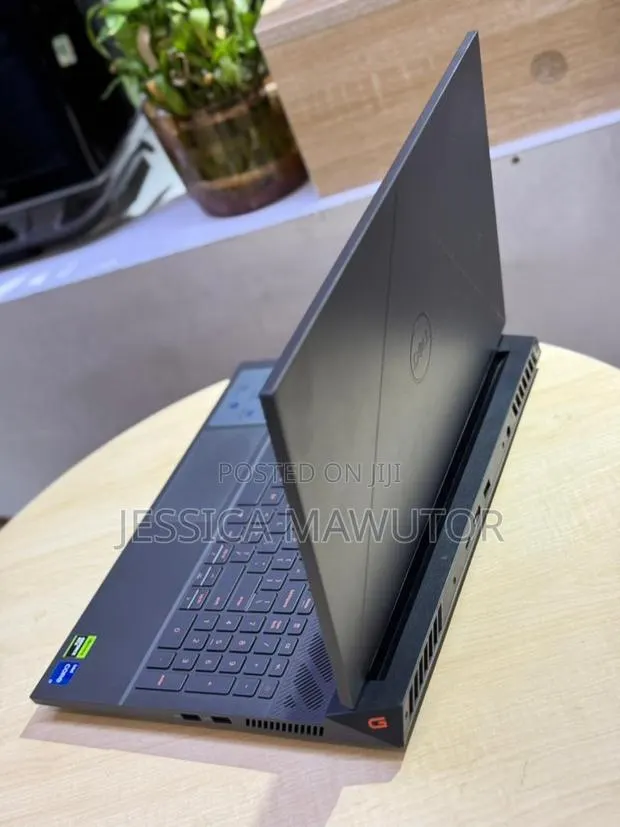 Laptop Dell 16GB Intel Core I7 SSD 1T · Photo 1