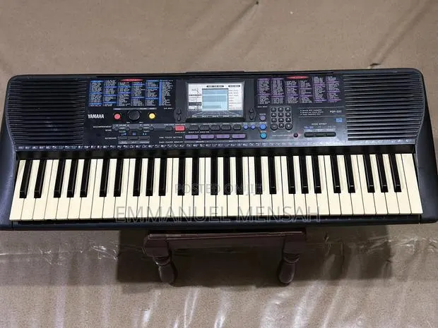 Yamaha Psr220 · Photo 1