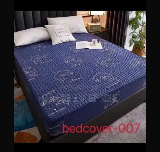 Super Original Water Proof Bed Covers in Different Designs · Photo 1