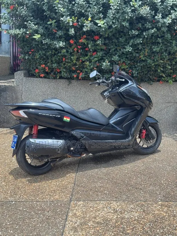Honda Forza 2016 Black · Photo 1