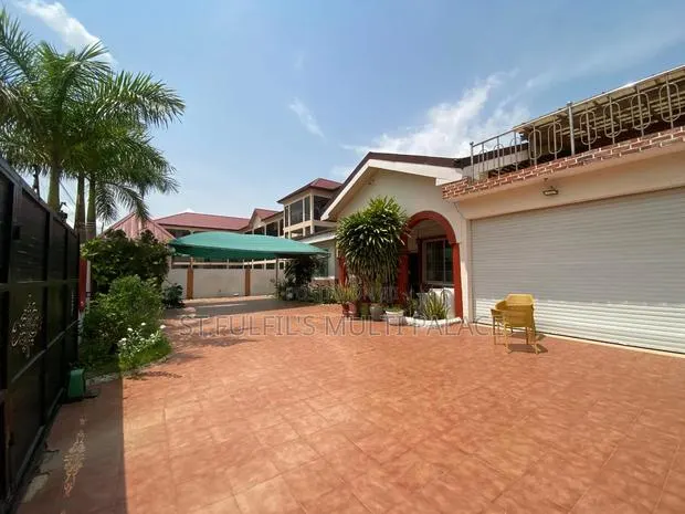 5bdrm House in Adiriganor, East Legon for sale · Photo 1