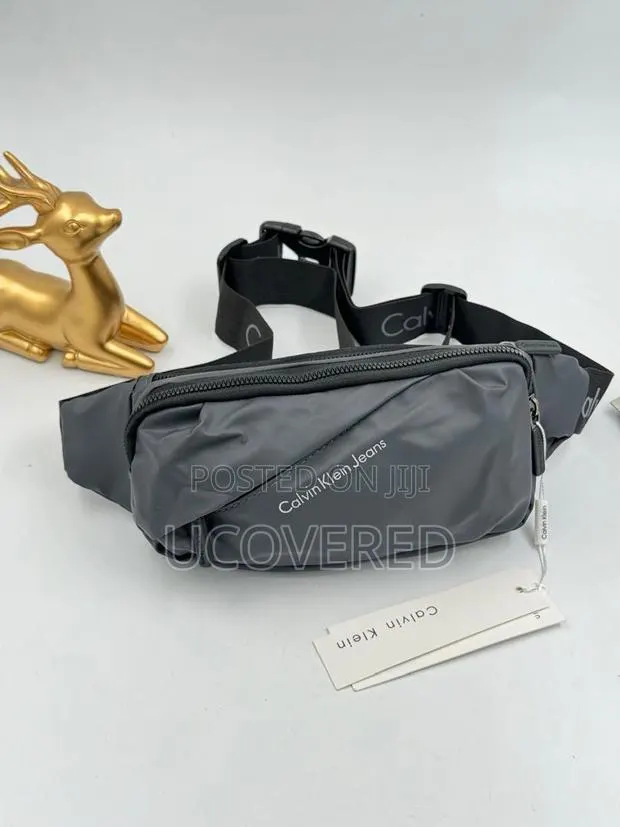 Calvin Klein Leather Waist Bag · Photo 1