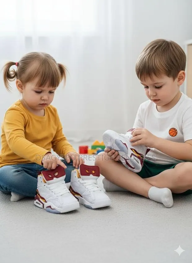 Quality Kids Nike Jordan Sneakers White · Photo 1