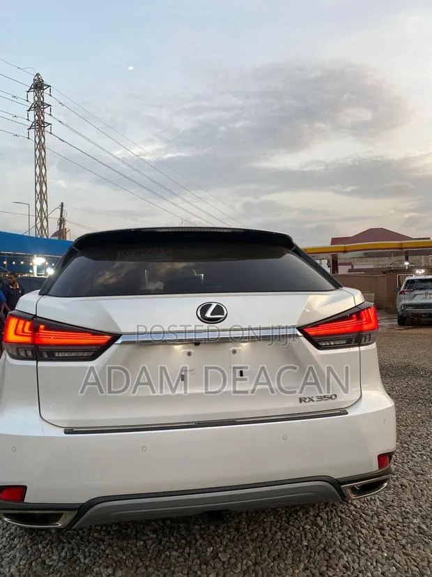 Lexus RX 2022 White · Photo 1