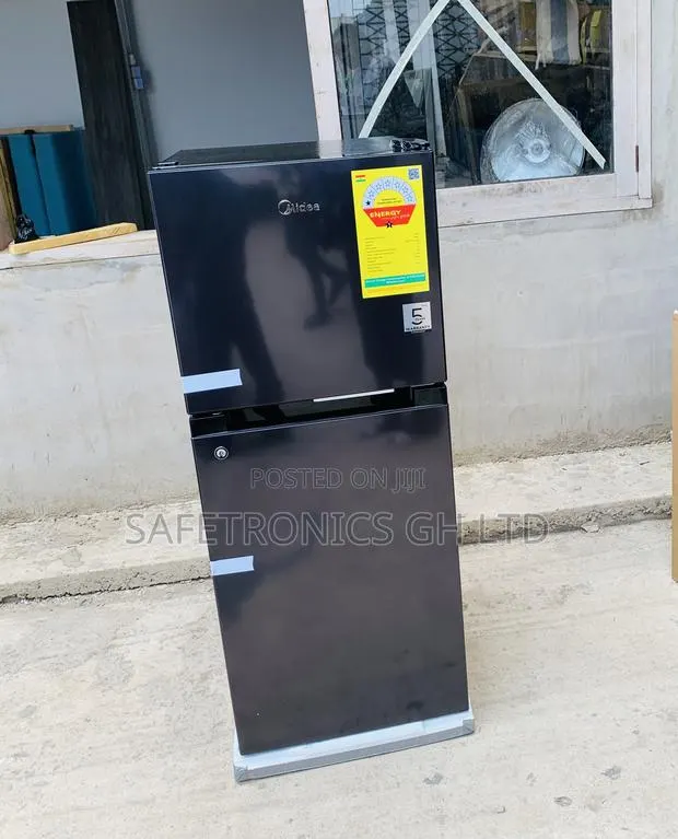 Order Exclusive 127l Jazz Black Top Mount Refrigerator · Photo 1