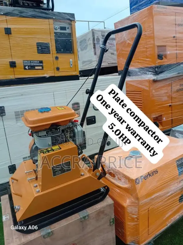 Resilient 5hp C-90 Ecoolmax Plate Compactor 5hp · Photo 1