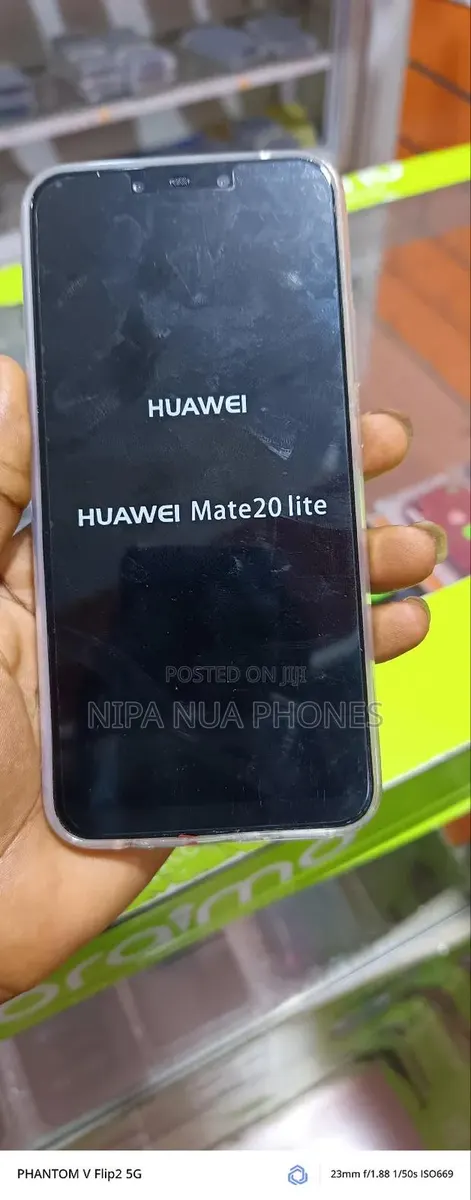 Huawei Mate 20 Lite 64 GB Black · Photo 1