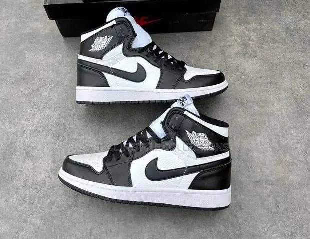 Air Force 1 Long Sneakers · Photo 1