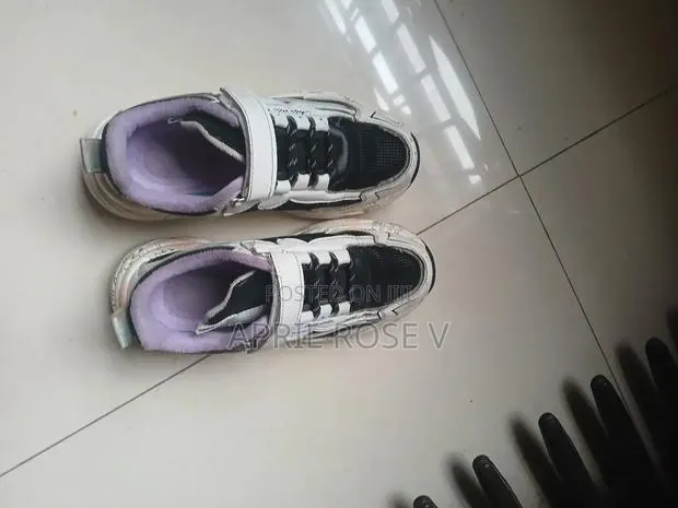 Black,Purple and White Sneakers for Kids · Photo 1
