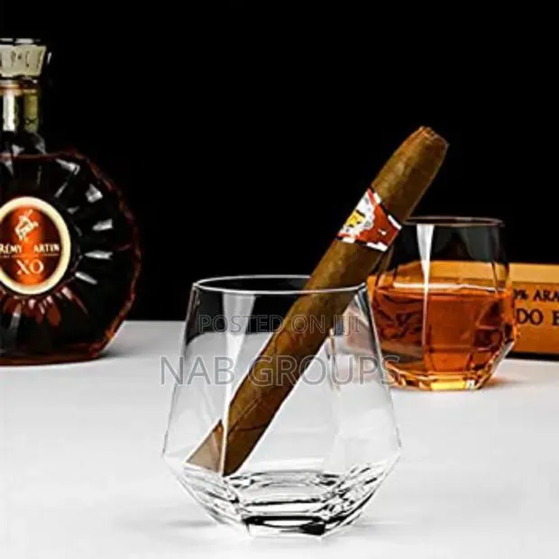 7pcs Jug With Whisky Glasses · Photo 1