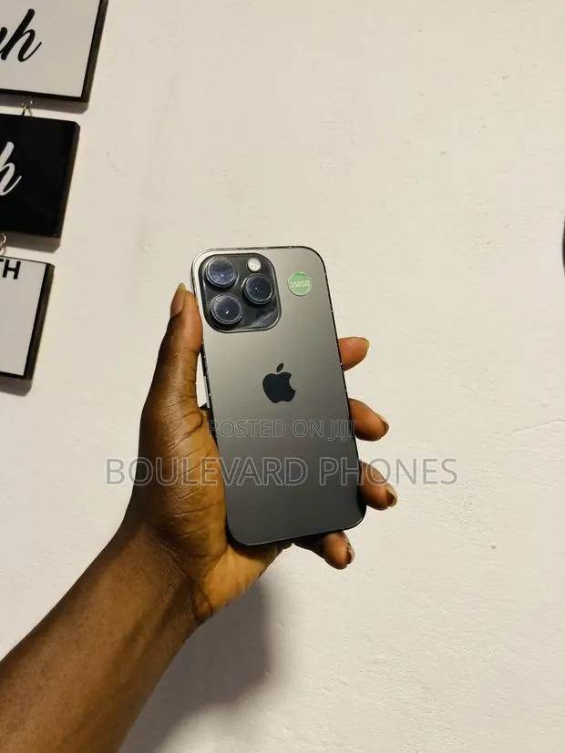 Apple iPhone 14 Pro 256 GB Black · Photo 1