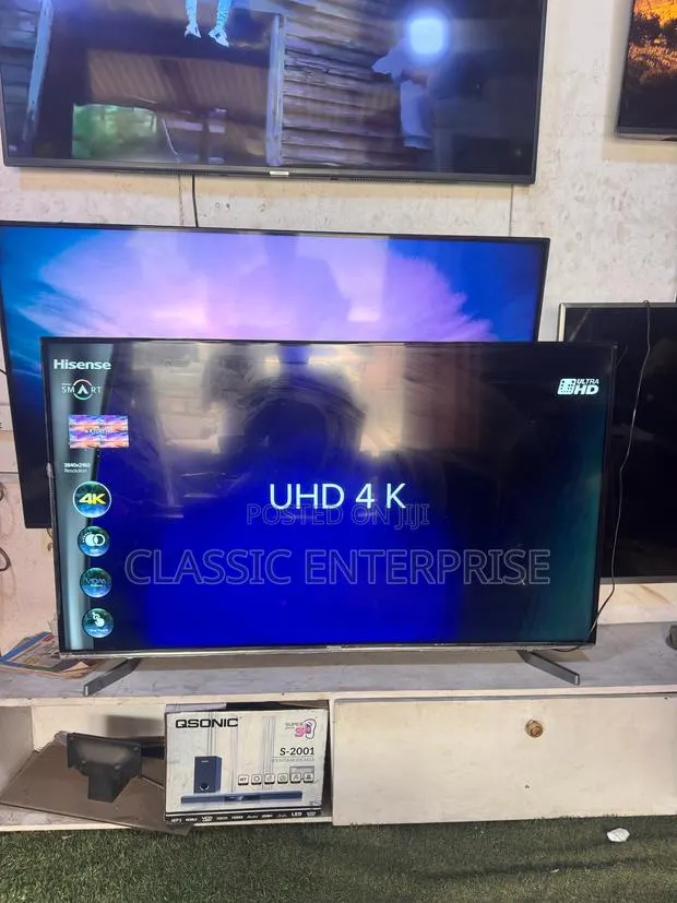 Hisense Uhd DBX Europe Standard Smart Tv Over 450 Free Channels · Photo 1