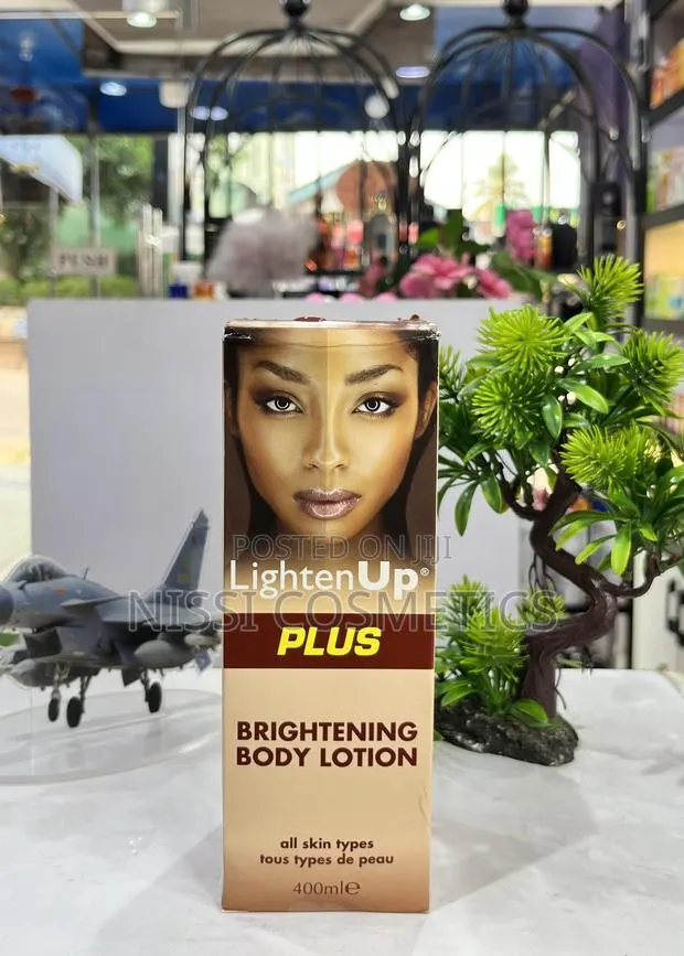 Lightenup Plus Body Lotion · Photo 1