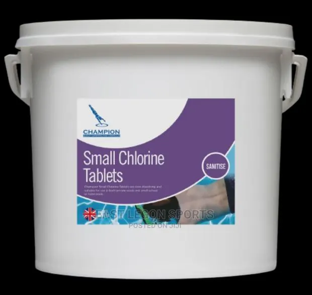 10kg Swimming Pool Chlorine Clear Water Granules Powder · Photo 1