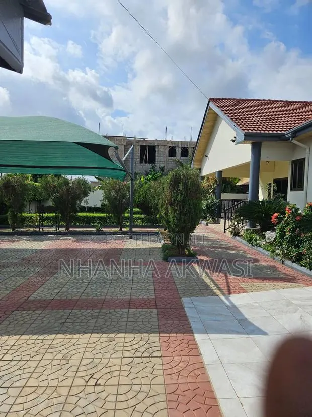 4bdrm House in Spintex, Tema Metropolitan for rent · Photo 1
