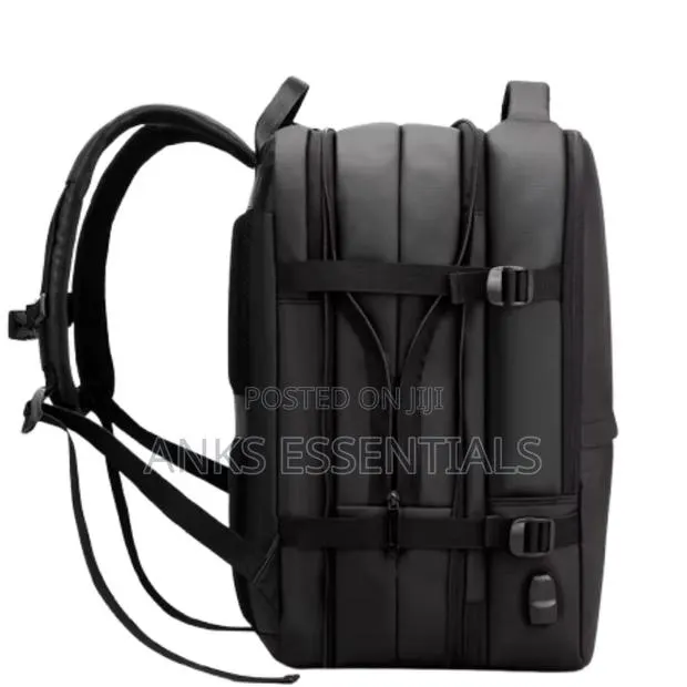 Modern Laptop Backpack for Men Women · Photo 1