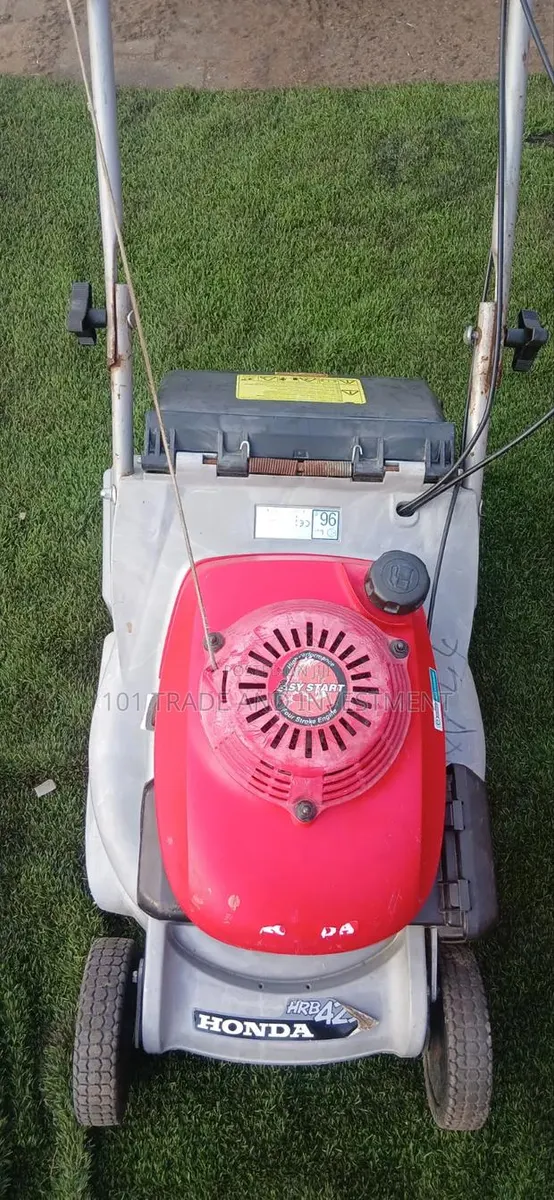 Honda HRB 425 Lawnmower · Photo 1