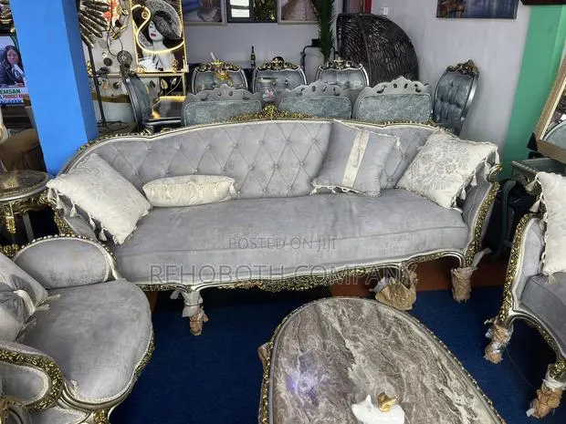 Royals Antique Sofas · Photo 1
