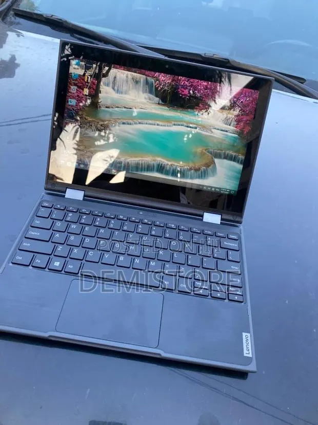 New Laptop Lenovo 300e 4GB Intel SSD 128GB · Photo 1