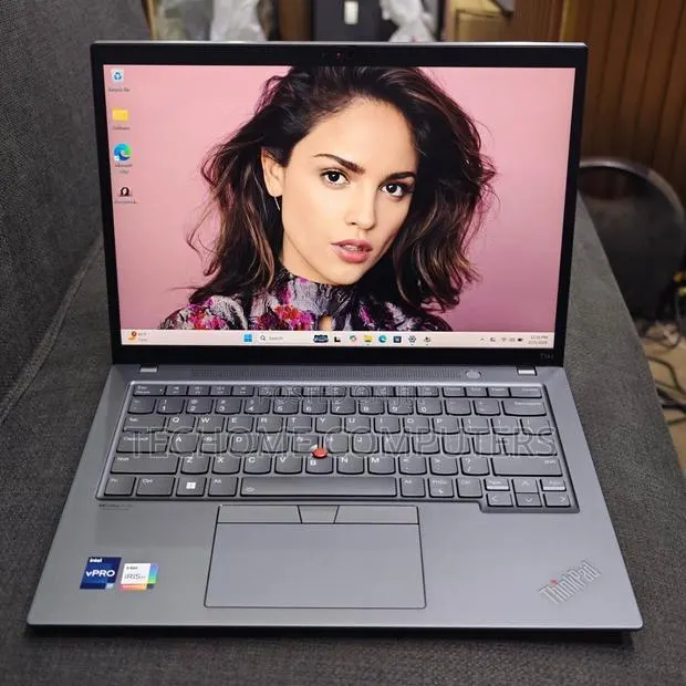 Laptop Lenovo ThinkPad T14 G3 16GB Intel Core i7 SSD 512GB · Photo 1