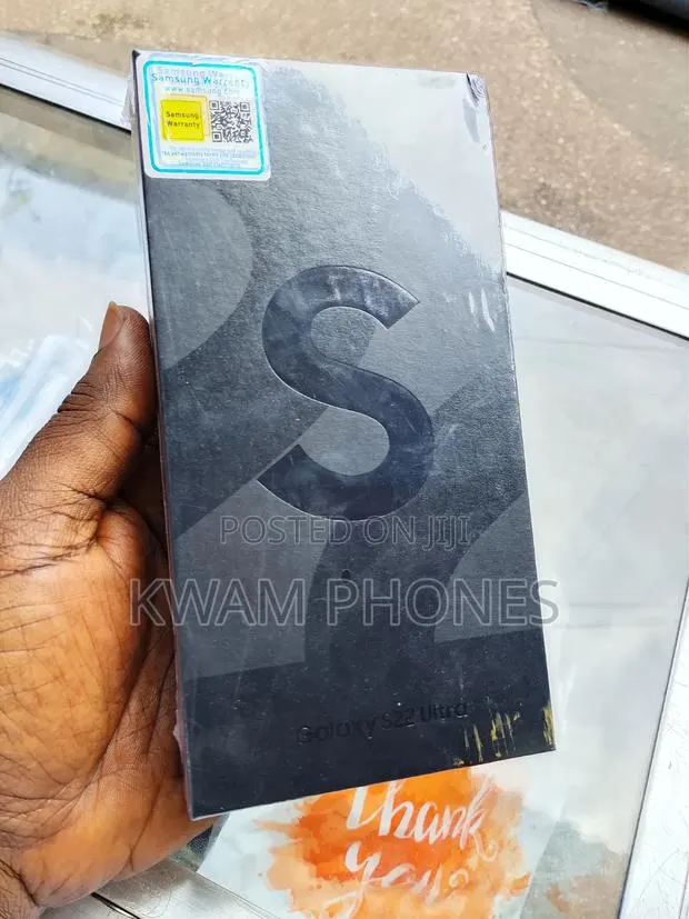 New Samsung Galaxy S22 Ultra 128 GB Black · Photo 1