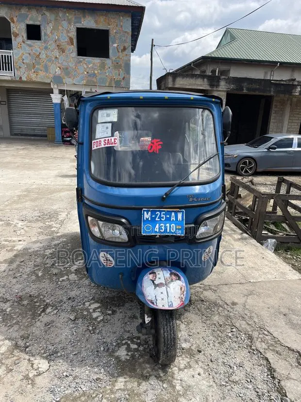 TVS King Deluxe Plus iTouch Start 2025 Blue · Photo 1