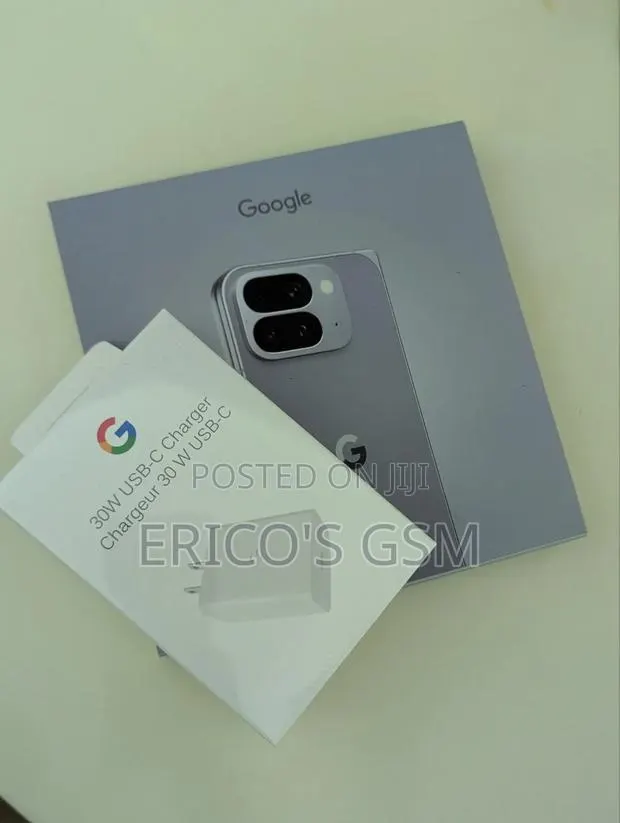 Google Pixel 10 Pro Fold 256 GB Blue · Photo 1