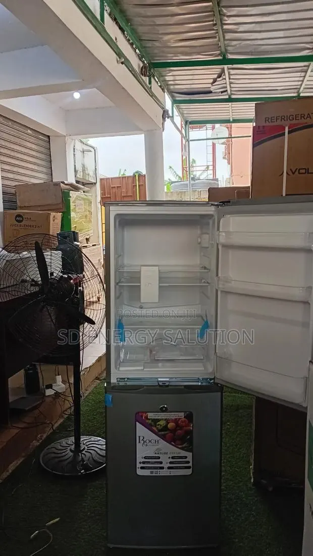 Roch 147 Liters Refrigerator – Large Storage Capacity · Photo 1