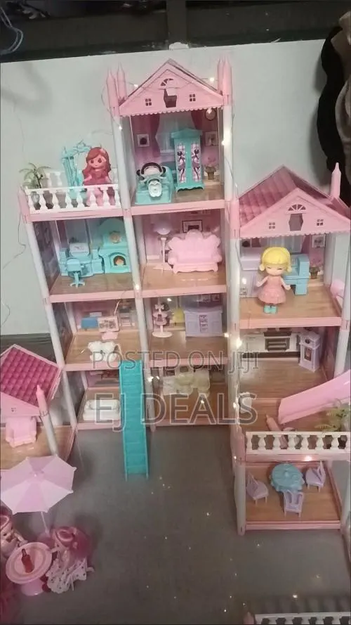 Doll House 12 Rooms Gift Set · Photo 1