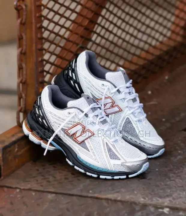 New Balance 1906 White Grey · Photo 1