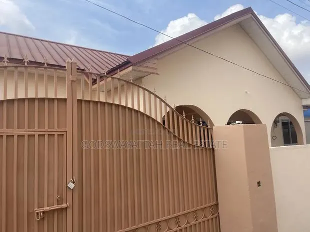 3bdrm House in East London, Adjiriganor for rent · Photo 1