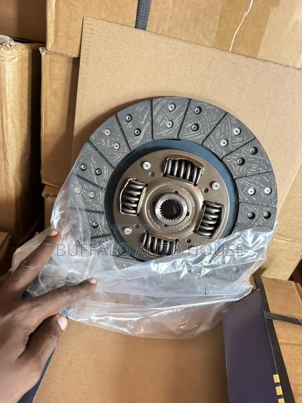 Nissan Navara QD32 Clutch Disc · Photo 1