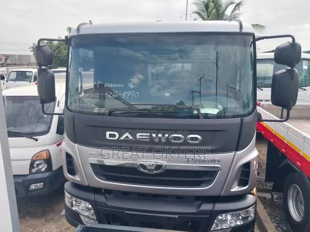 Daewoo Big Truck · Photo 1