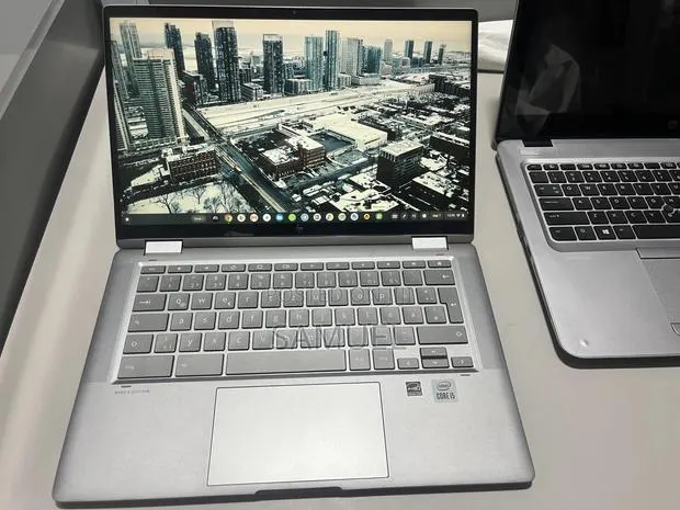 New Laptop HP Chromebook 8GB Intel Core i5 SSD 256GB · Photo 1