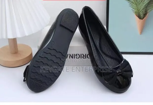 Ladies Office Shoe · Photo 1
