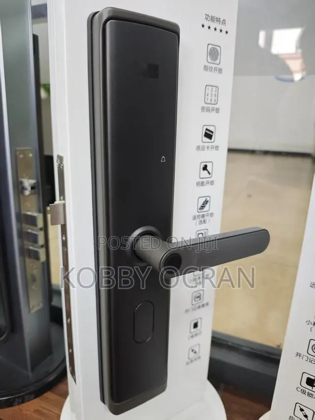 Smart Keypad Fingerprint and App Smart Lock · Photo 1