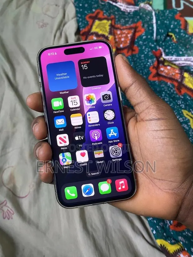 New Apple iPhone 16 Pro 256 GB Black · Photo 1