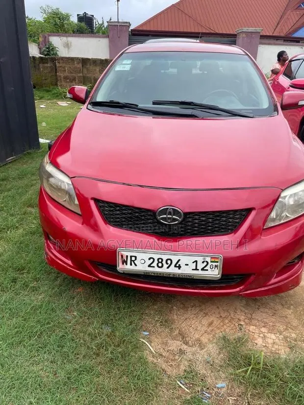 Toyota Corolla S 4dr Sedan (1.8L 4cyl 4A) 2012 Red · Photo 1