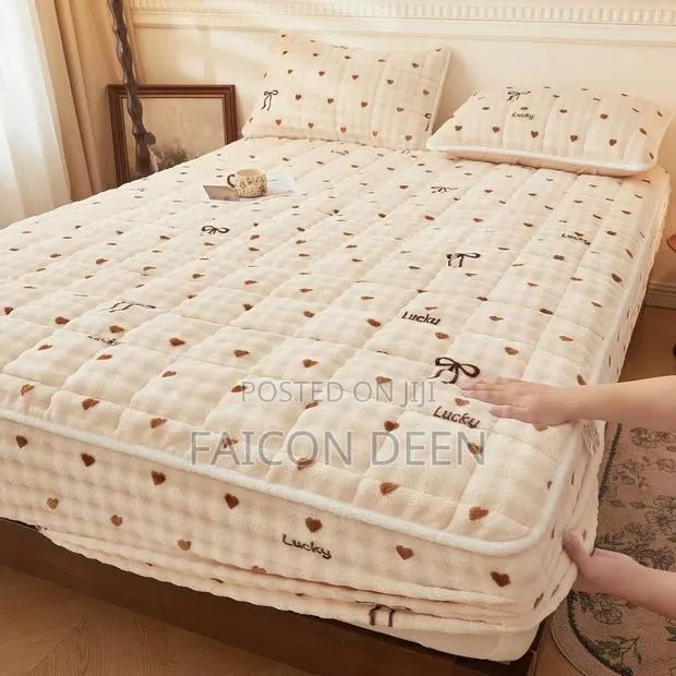 100% Pure Cotton ,Pure Relaxation With Our Luxury Fluffy Mattres Cover · Photo 1