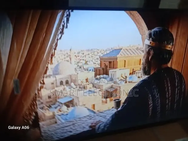 Samsung 43-Inch Smart Tv – Powerful Picture Performance · Photo 1